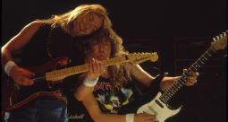 IRON MAIDEN: BURNING AMBITION - zdjęcie 4